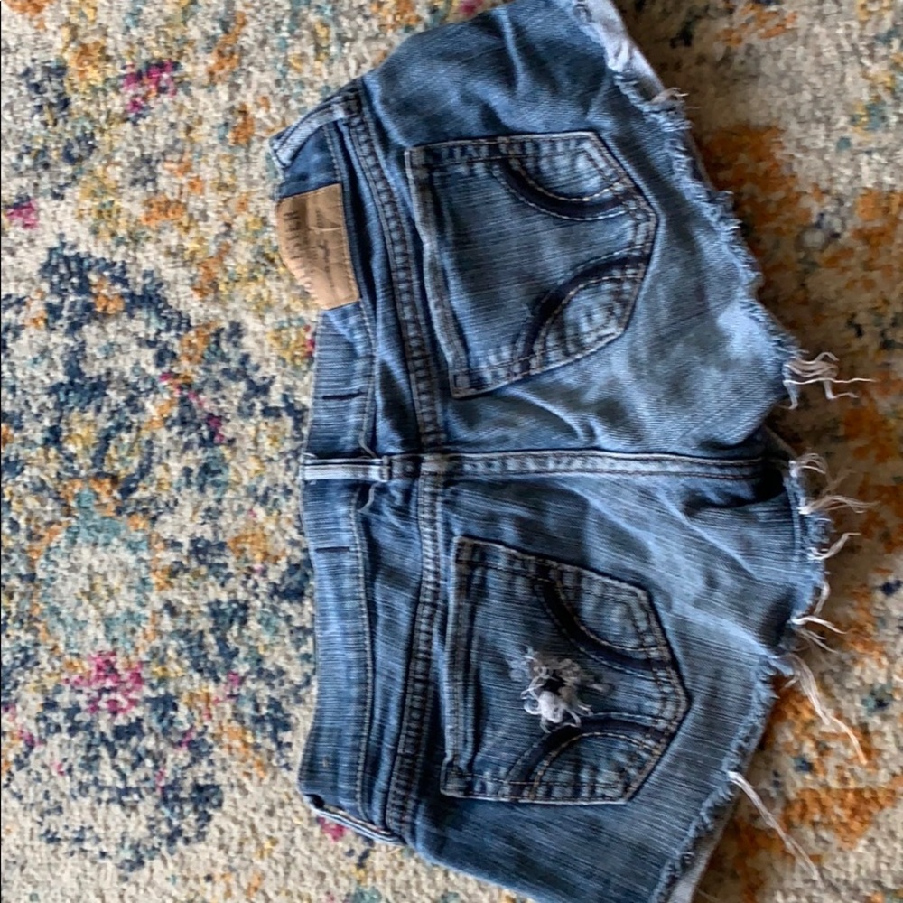 Hollister shorts size 1 - Picture 2 of 2
